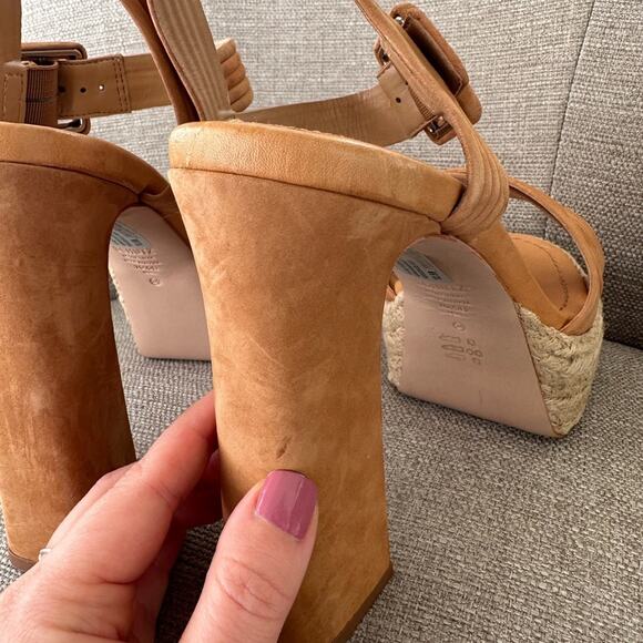 NWOT: Schutz Bliese Platform Nubuck Heel - Picture 6 of 9